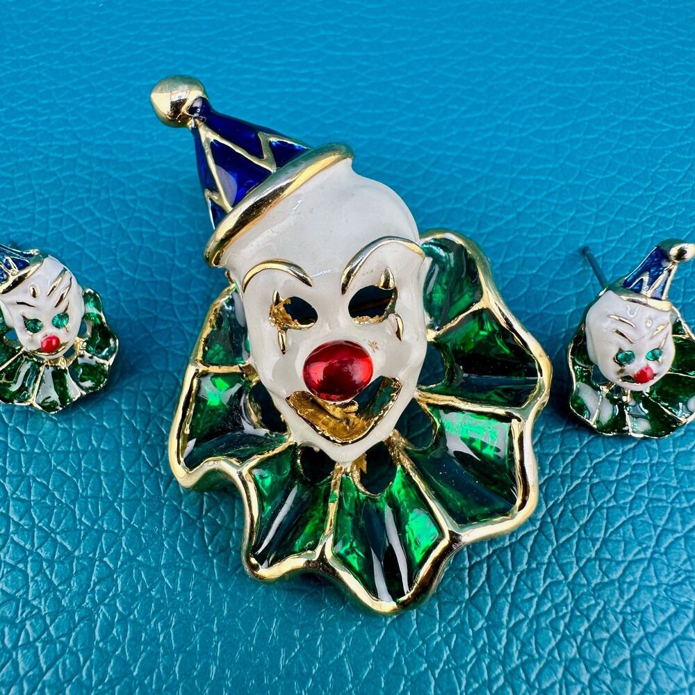 Vintage Creepy Clown Brooch Earrings Set Gold Tone Multicolor Enamel Pierced